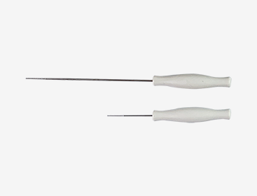 Cleaning needle